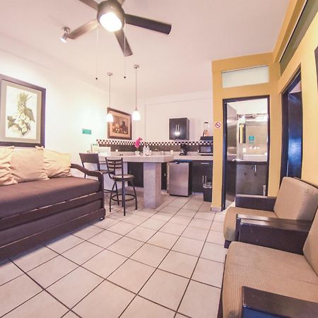 Hotel Suites Nadia פוארטו ואלארטה מראה חיצוני תמונה