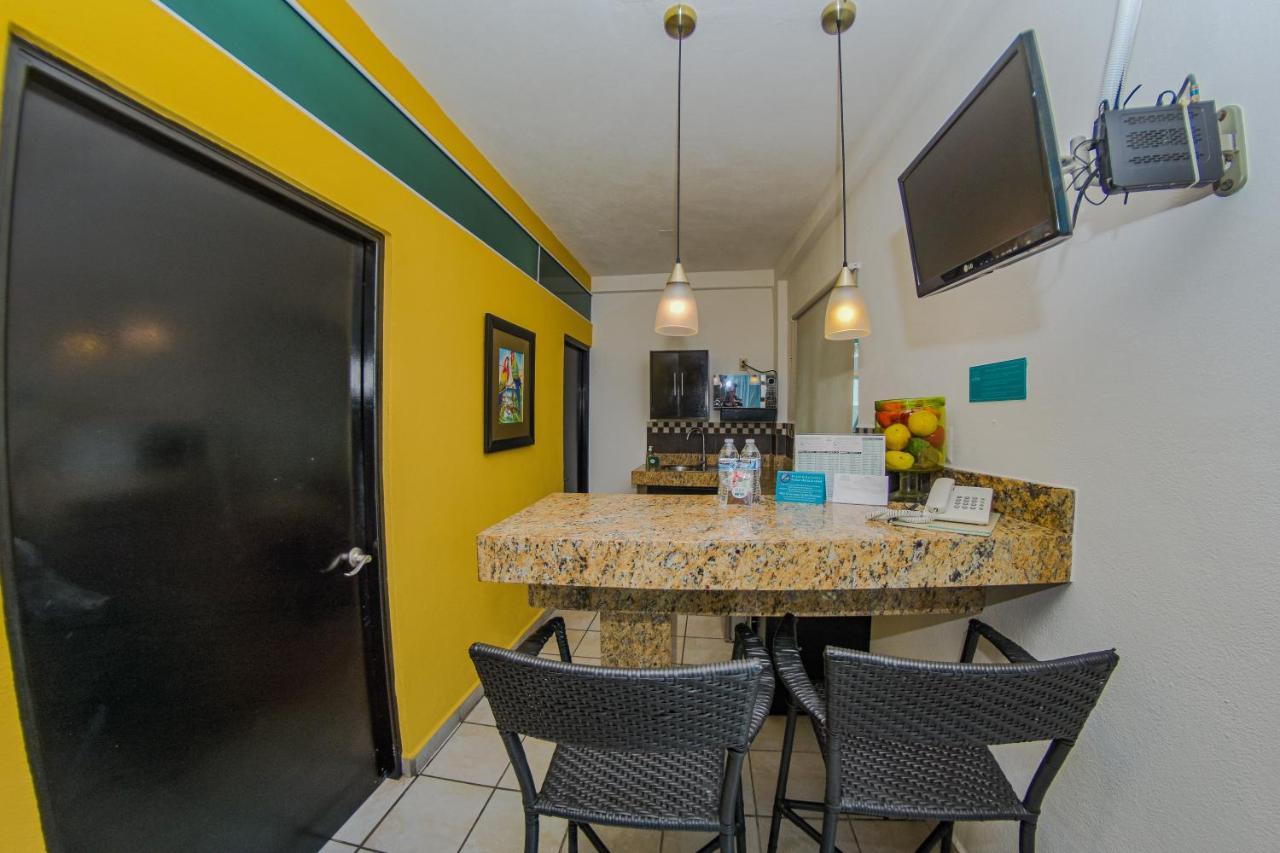 Hotel Suites Nadia פוארטו ואלארטה מראה חיצוני תמונה